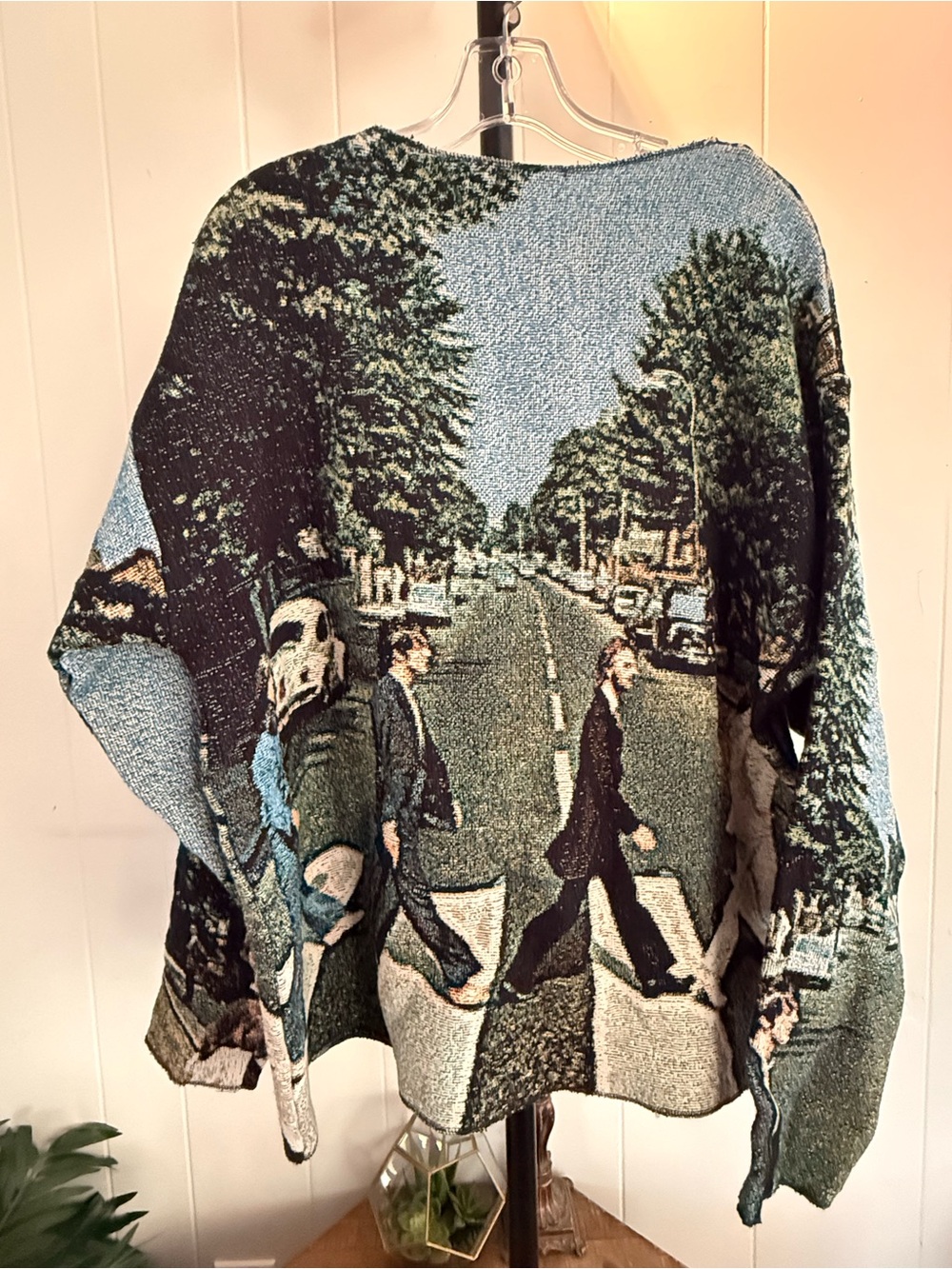 Knitwrth/Beatles Woven Tapestry Sweater – fits like Men’s Medium (No Size Tag) - Picture 2 of 3